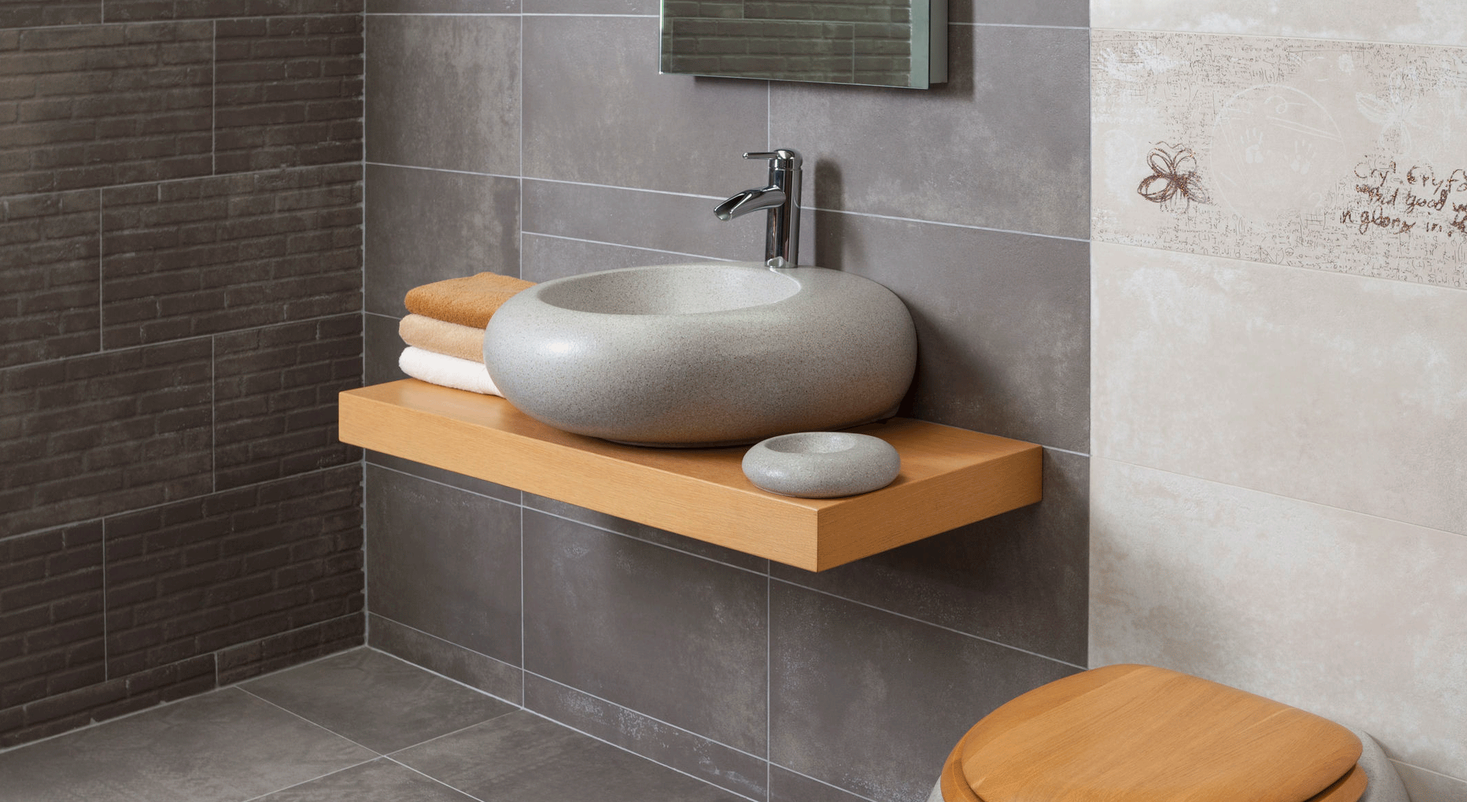 bathroom-wall-tiling